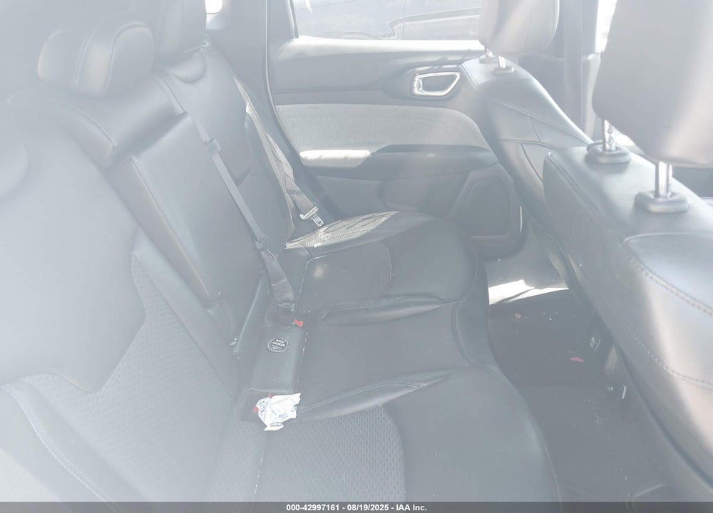 2023 JEEP COMPASS VIN: 3C4NJDBN3PT562104