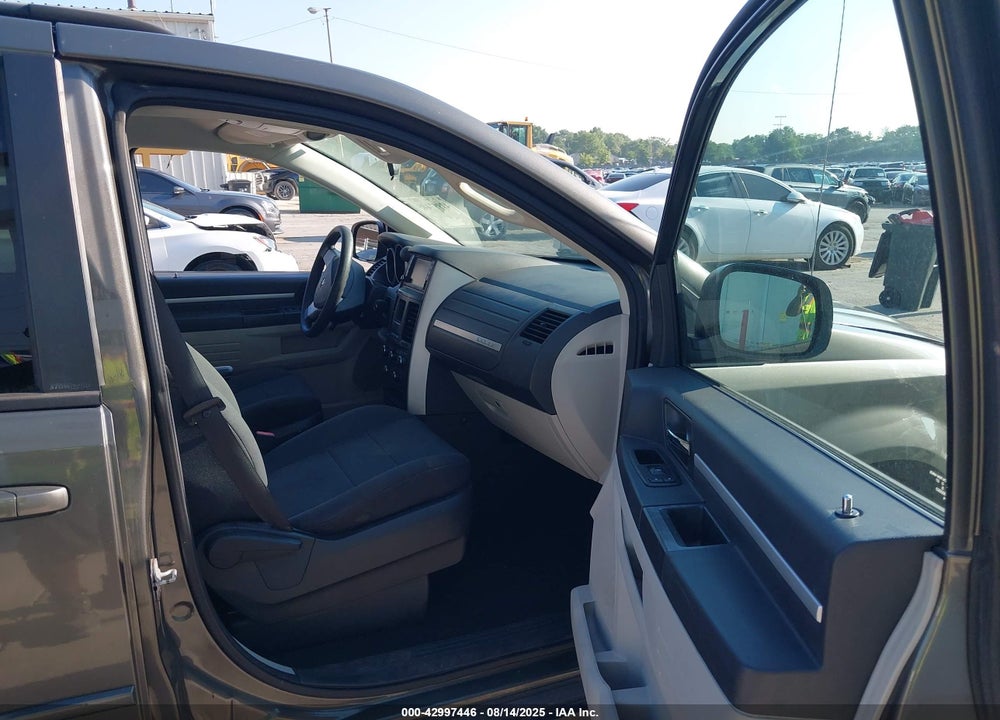 2010 DODGE GRAND CARAVAN SE VIN: 2D4RN4DE1AR339799