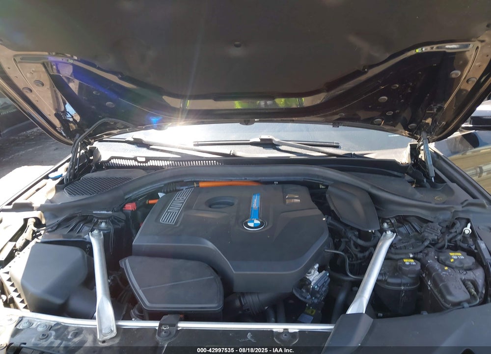 2018 BMW 5 SERIES VIN: WBAJA9C57JB249377