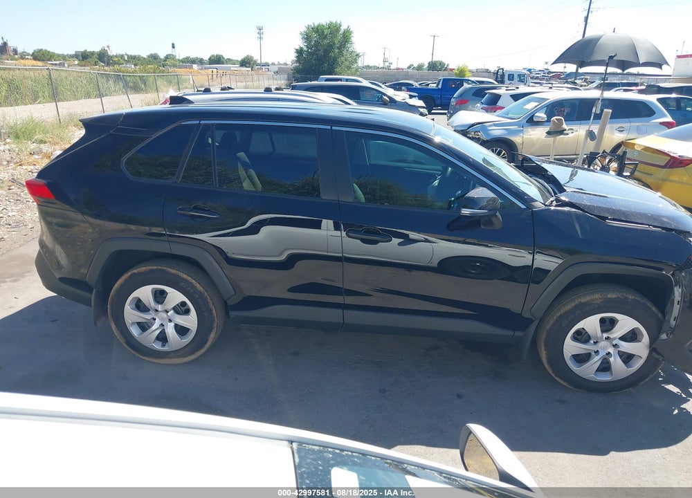 2025 TOYOTA RAV4 LE VIN: 2T3K1RFV2SC318618