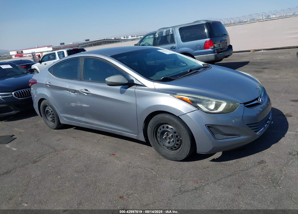 2016 HYUNDAI ELANTRA SE VIN: 5NPDH4AE6GH747904