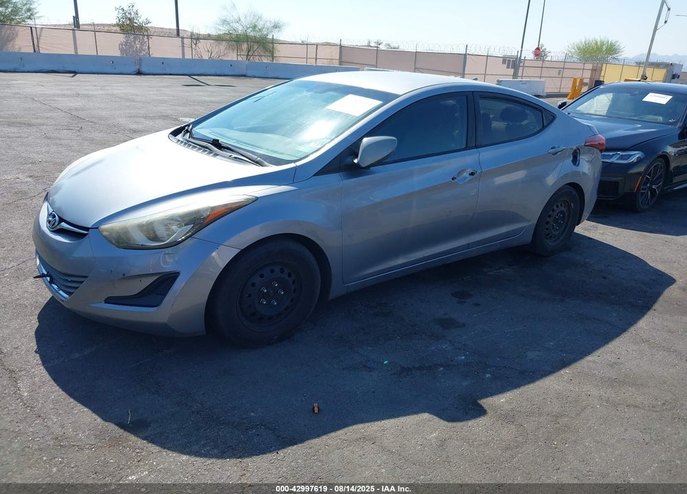 2016 HYUNDAI ELANTRA SE VIN: 5NPDH4AE6GH747904