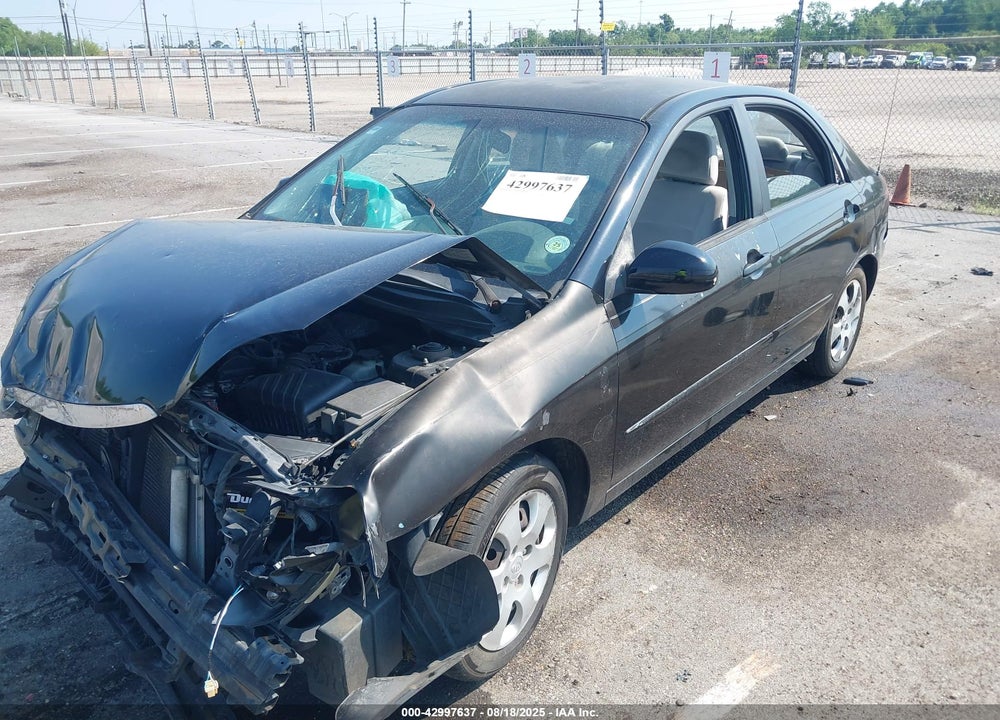 2009 KIA SPECTRA VIN: KNAFE221495627892