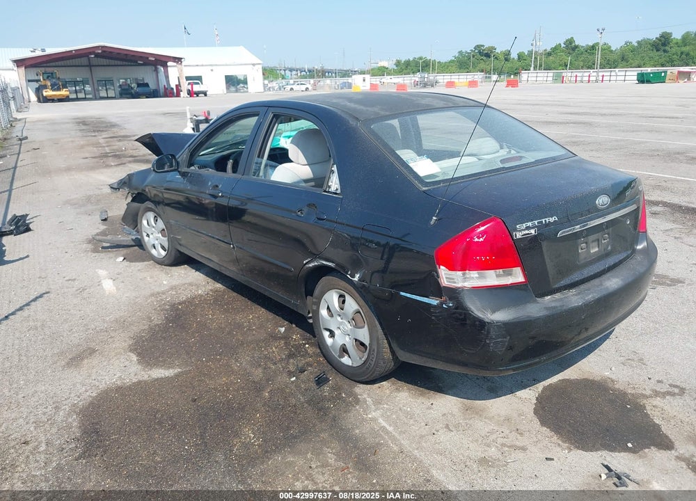 2009 KIA SPECTRA VIN: KNAFE221495627892