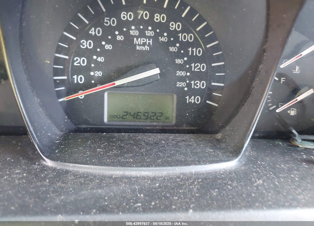 2009 KIA SPECTRA VIN: KNAFE221495627892