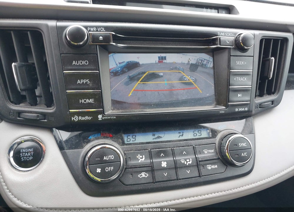 2017 TOYOTA RAV4 VIN: 2T3RFREV8HW666514