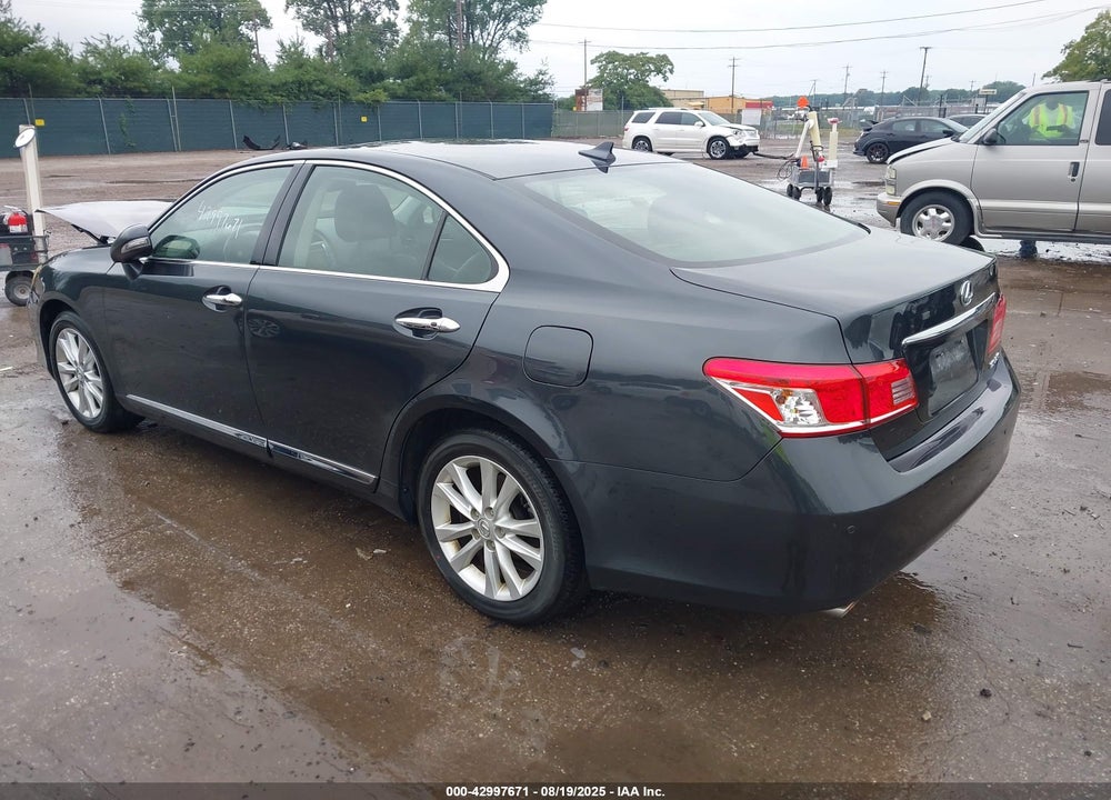 2011 LEXUS ES 350 VIN: JTHBK1EG1B2451670