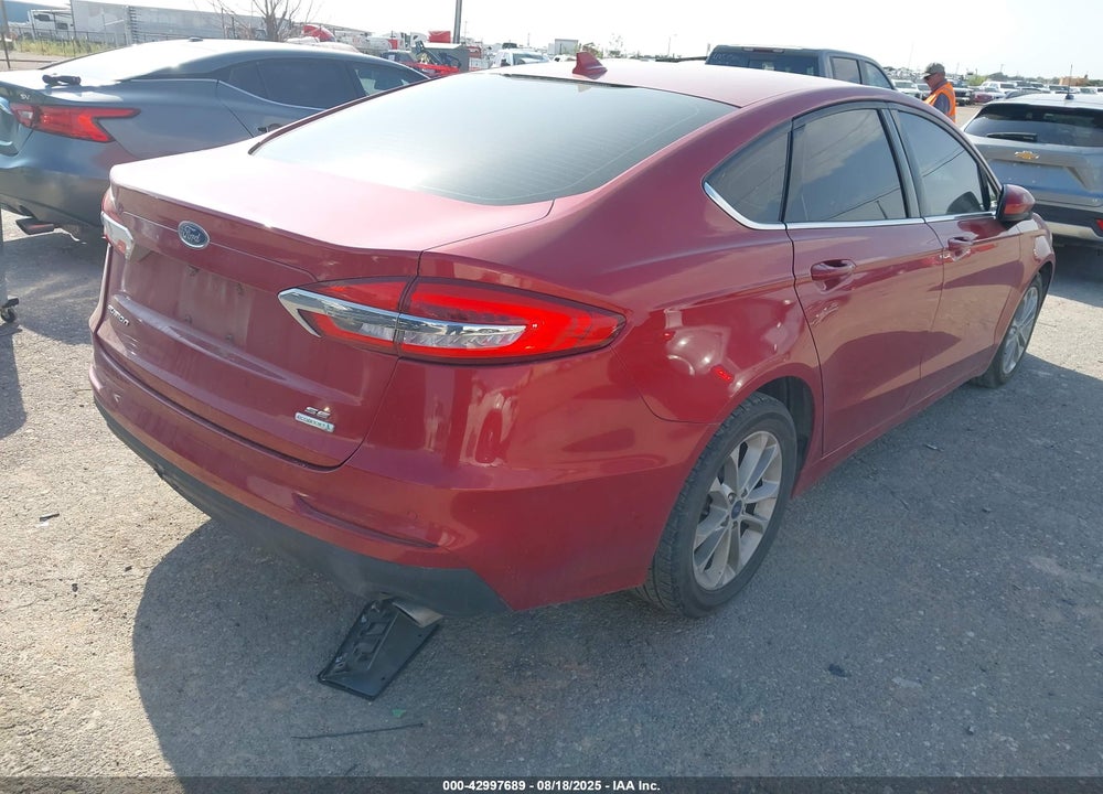 2020 FORD FUSION VIN: 3FA6P0HD4LR235119