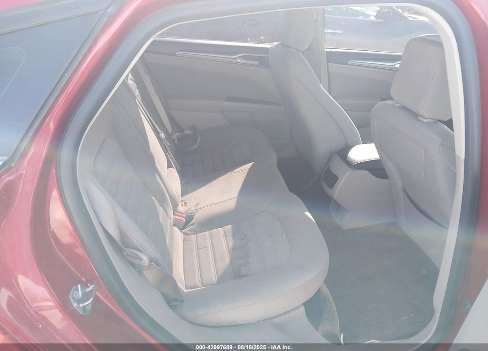 2020 FORD FUSION VIN: 3FA6P0HD4LR235119