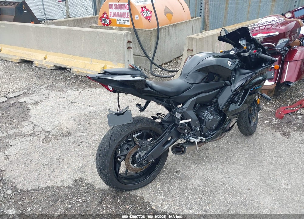 2023 YAMAHA YZFR7 VIN: JYARM38E0PA005485