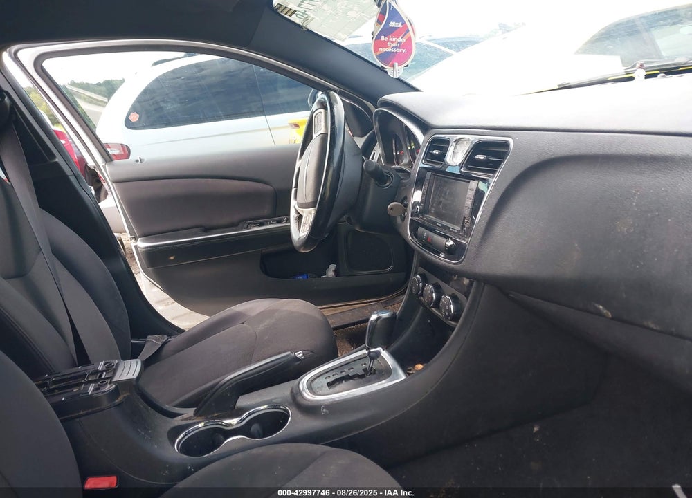 2012 CHRYSLER 200 VIN: 1C3CCBBB6CN278573