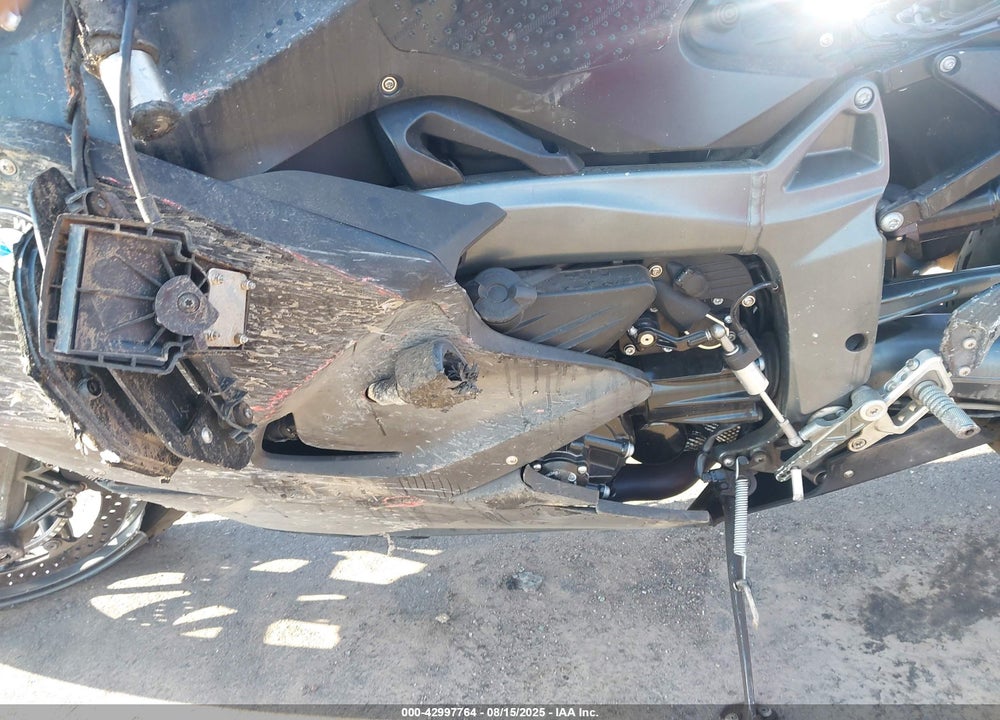 2011 BMW K1300 S VIN: WB1050904BZV94284