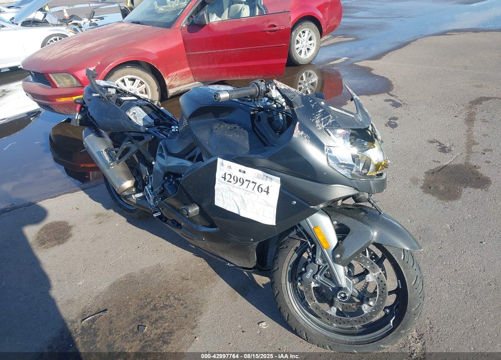 2011 BMW K1300 S VIN: WB1050904BZV94284