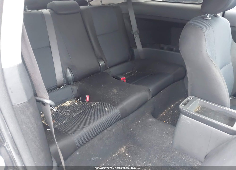 2010 SCION TC VIN: JTKDE3B71A0320632