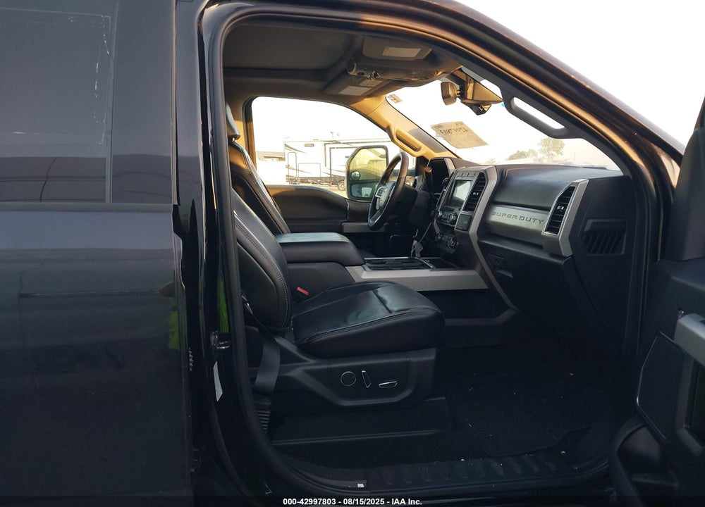 2019 FORD F-350 LARIAT VIN: 1FT8W3DT8KEE10719