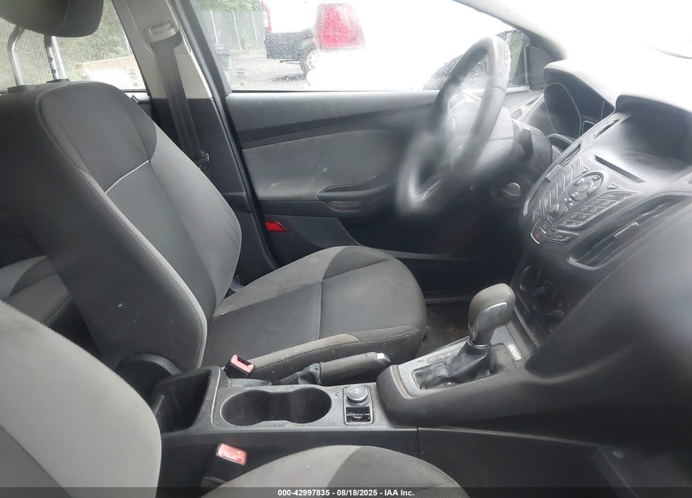 2013 FORD FOCUS VIN: 1FADP3E21DL207385