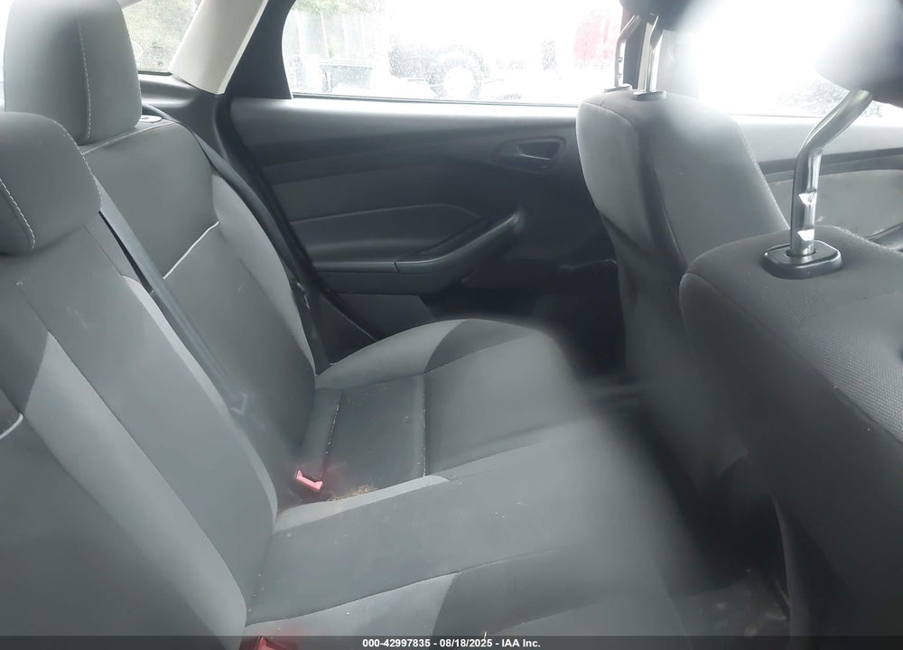 2013 FORD FOCUS VIN: 1FADP3E21DL207385