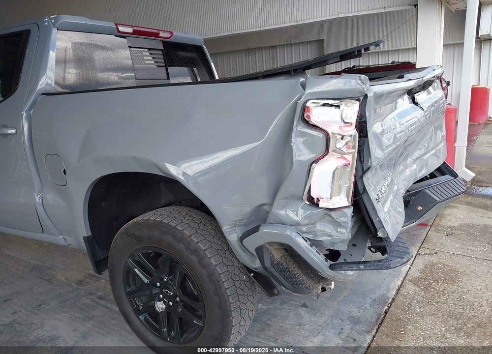 2025 CHEVROLET SILVERADO 1500 4WD SHORT BED RST VIN: 1GCUKEE88SZ111093