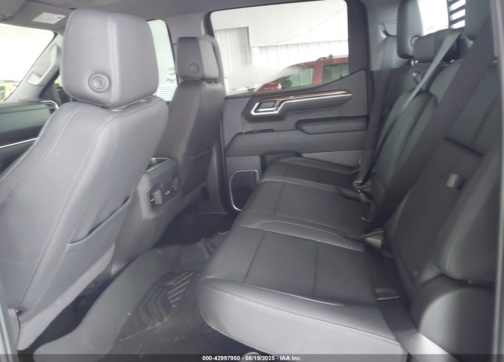 2025 CHEVROLET SILVERADO 1500 4WD SHORT BED RST VIN: 1GCUKEE88SZ111093