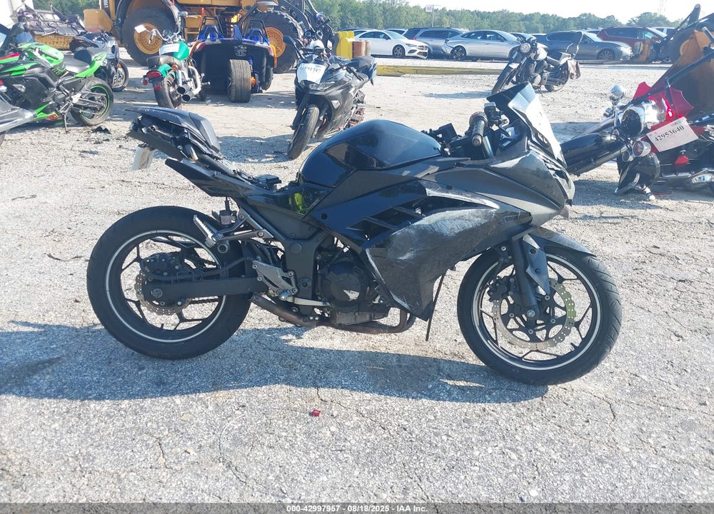 2014 KAWASAKI EX300 A VIN: JKAEX8A17EA008714