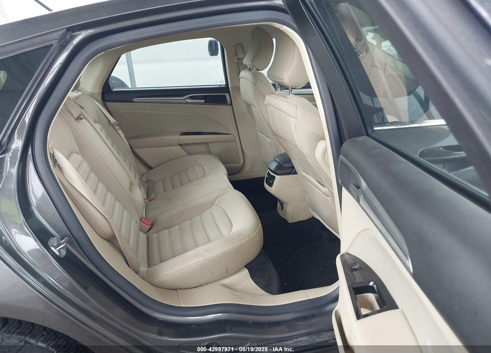 2015 FORD FUSION VIN: 3FA6P0LU2FR185350