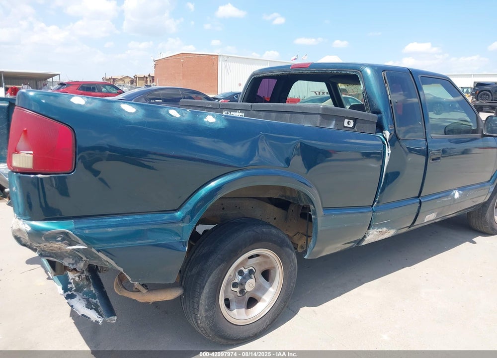 1997 CHEVROLET S-10 LS FLEETSIDE CMI VIN: 1GCCS1947V8156838