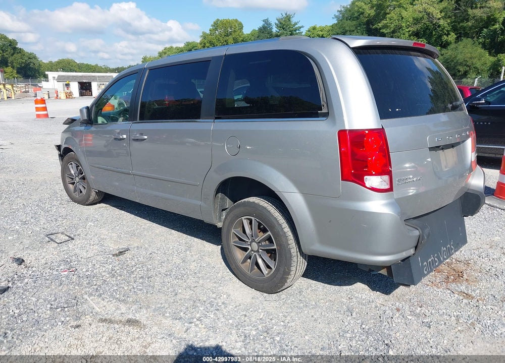 2017 DODGE GRAND CARAVAN SXT VIN: 2C4RDGCG4HR731125