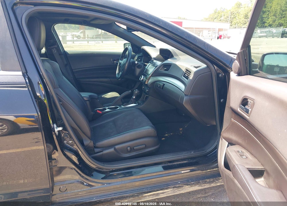 2016 ACURA ILX VIN: 19UDE2F81GA009582