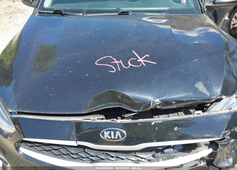 2021 KIA FORTE VIN: 3KPF24AD0ME411926