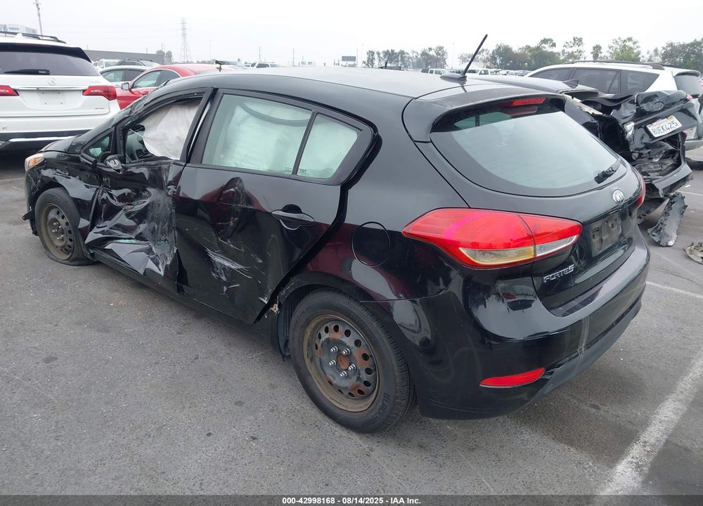 2017 KIA FORTE VIN: KNAFK5A83H5705926