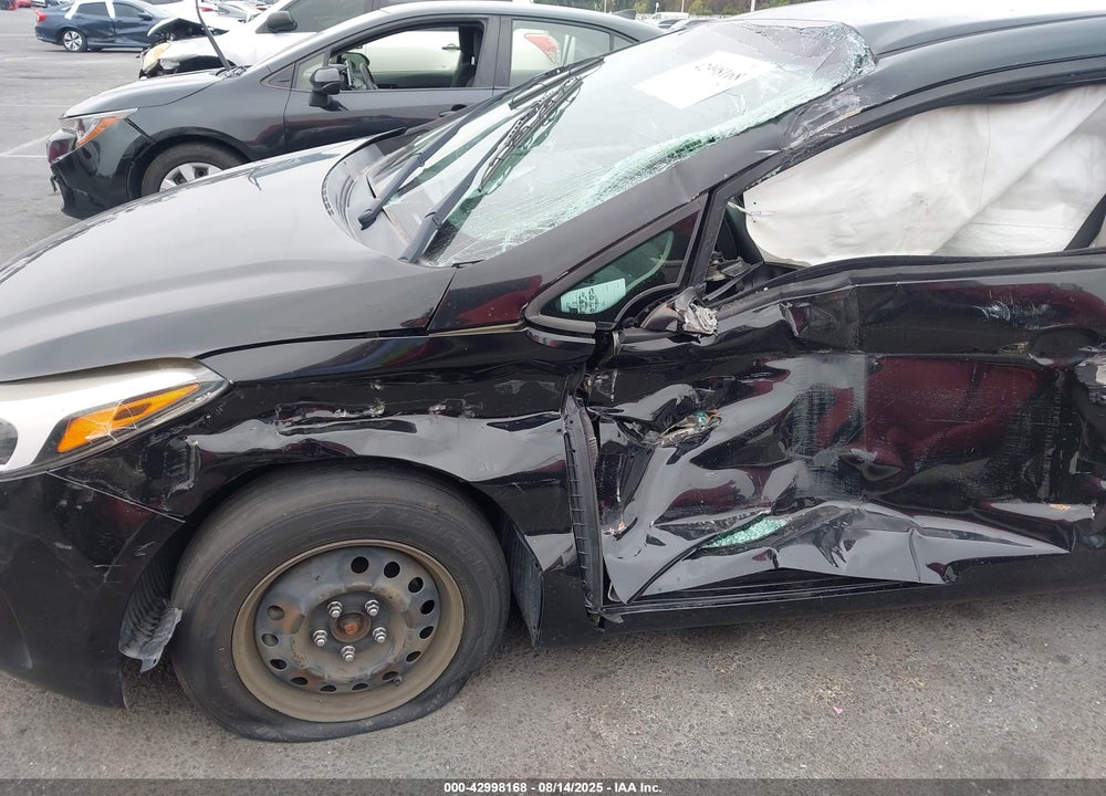 2017 KIA FORTE VIN: KNAFK5A83H5705926