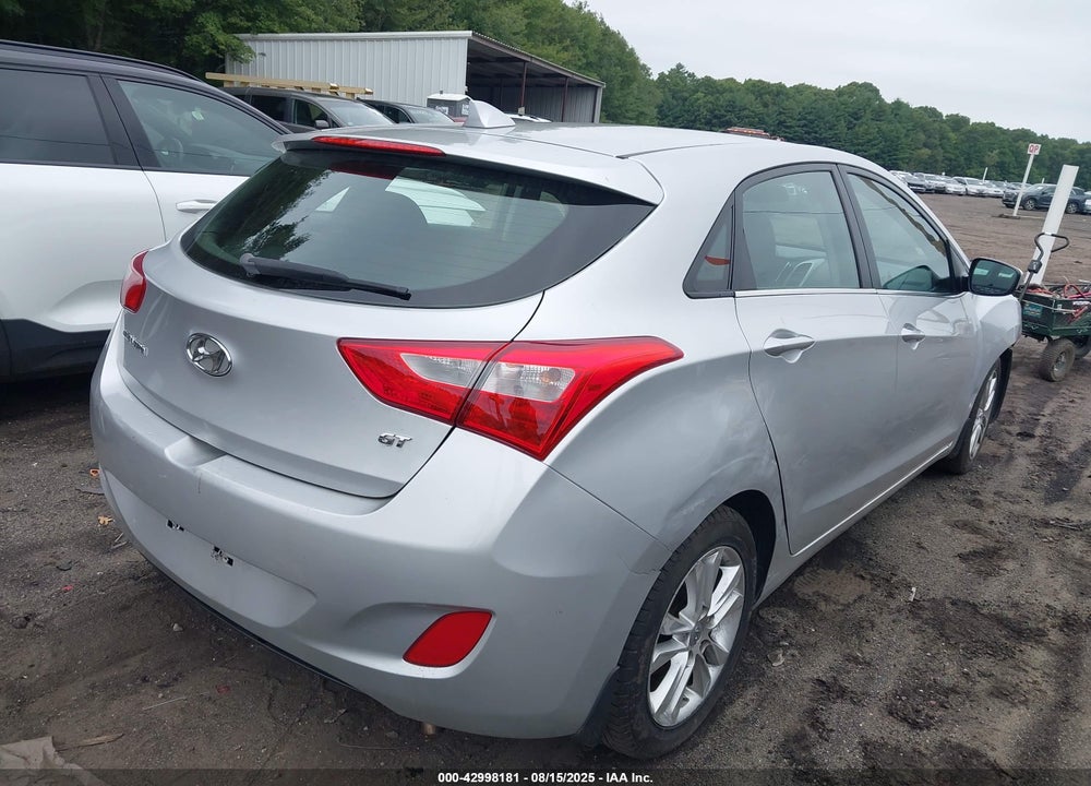 2013 HYUNDAI ELANTRA VIN: KMHD35LE6DU062154
