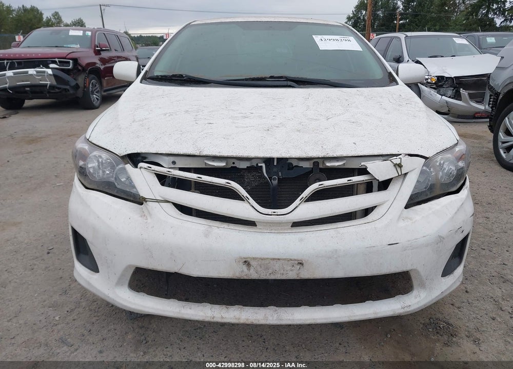 2011 TOYOTA COROLLA LE VIN: 2T1BU4EE8BC605272