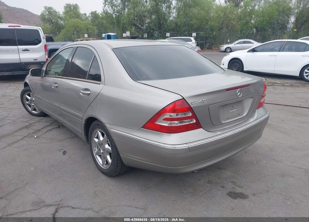 2004 MERCEDES-BENZ C 240 VIN: WDBRF61J14A563427