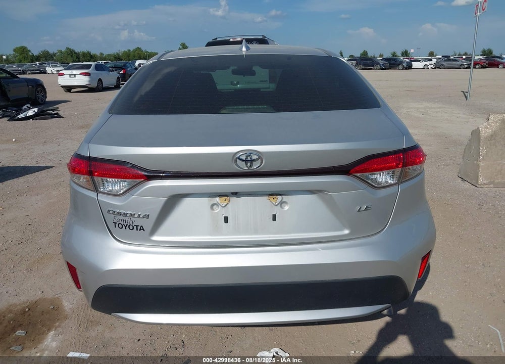 2022 TOYOTA COROLLA LE VIN: JTDEPMAE3NJ227056
