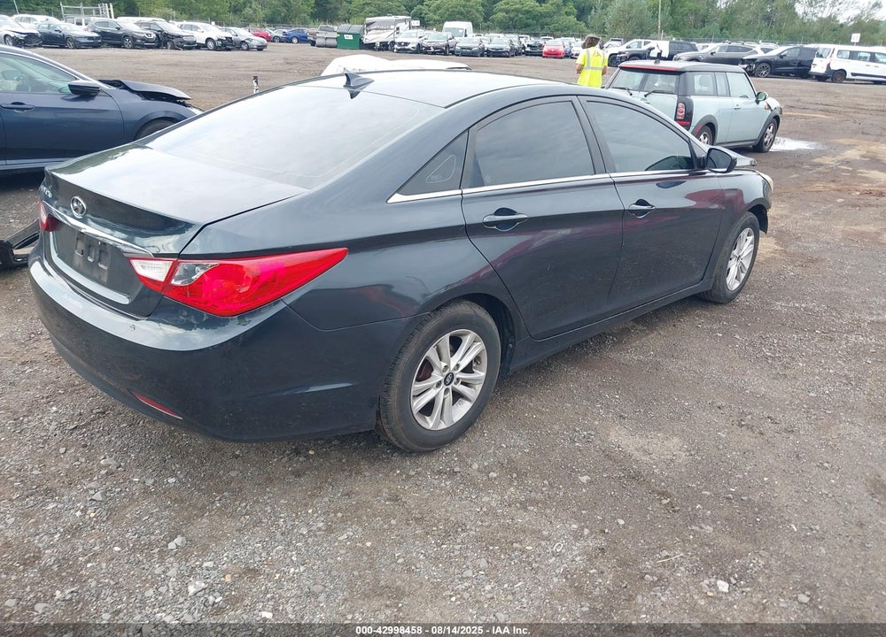2012 HYUNDAI SONATA VIN: 5NPEB4AC9CH469840