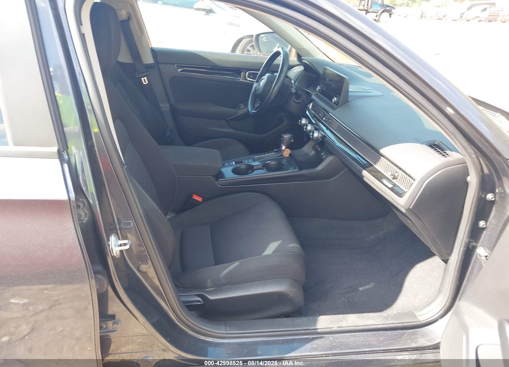 2022 HONDA CIVIC VIN: 2HGFE1F72NH310516