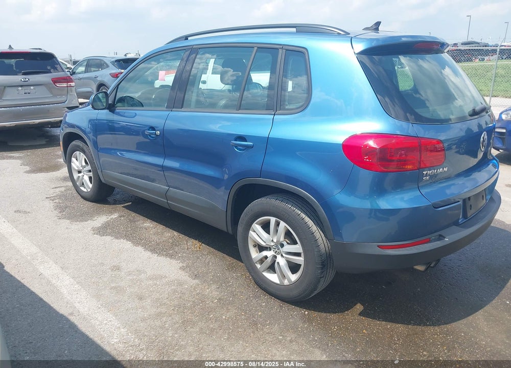 2017 VOLKSWAGEN TIGUAN VIN: WVGAV7AX8HK006814