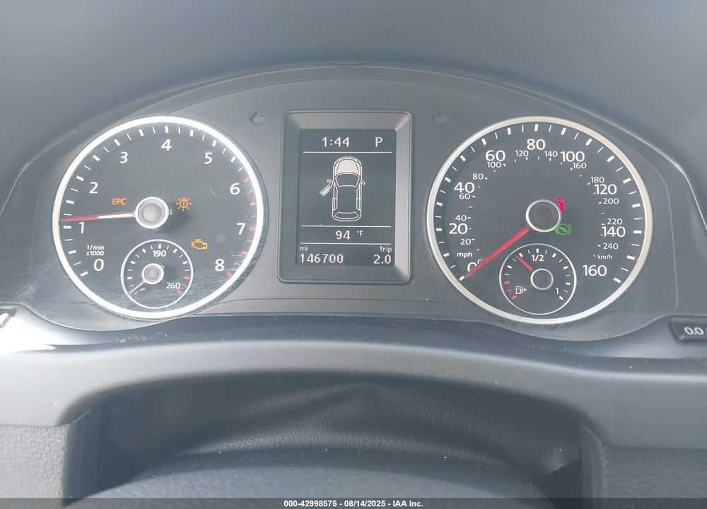 2017 VOLKSWAGEN TIGUAN VIN: WVGAV7AX8HK006814