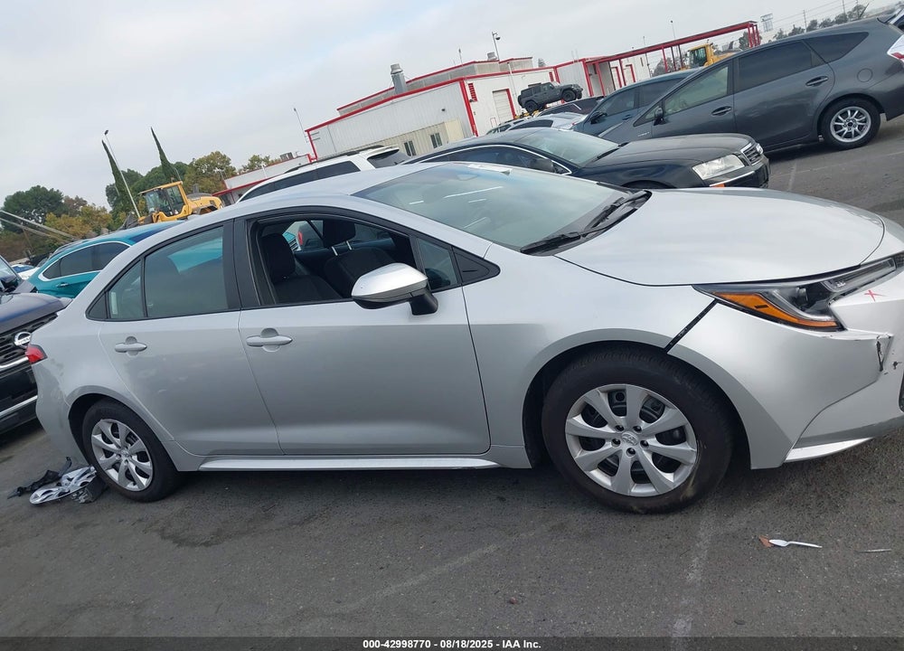 2025 TOYOTA COROLLA VIN: 5YFB4MDE3SP230795
