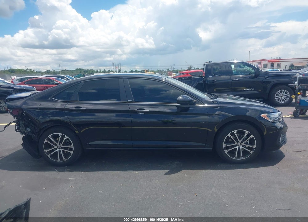 2023 VOLKSWAGEN JETTA VIN: 3VWBM7BU6PM054039