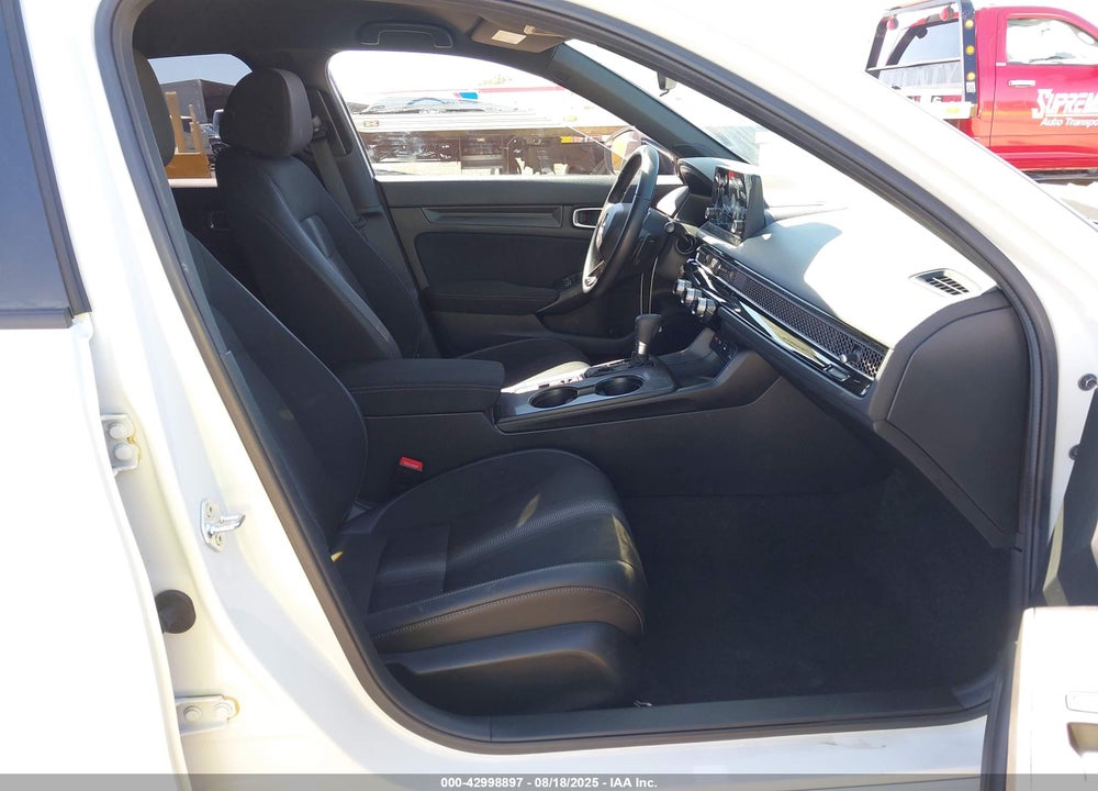 2025 HONDA CIVIC VIN: 2HGFE2F56SH555447