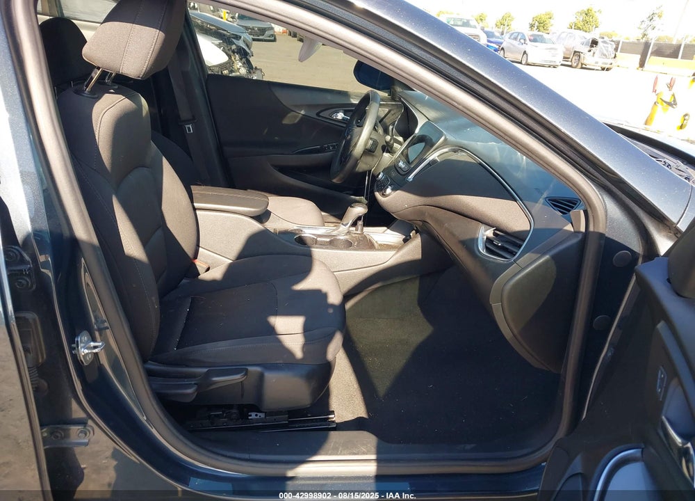 2020 CHEVROLET MALIBU VIN: 1G1ZD5ST7LF115656