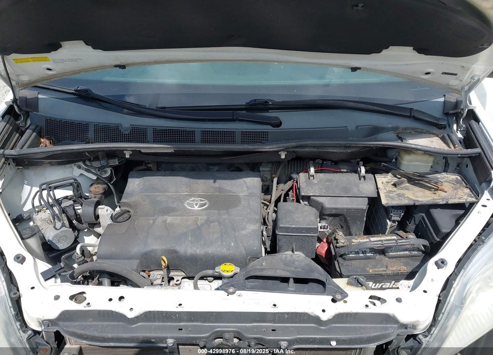 2015 TOYOTA SIENNA LE 7 PASSENGER VIN: 5TDJK3DC7FS125121