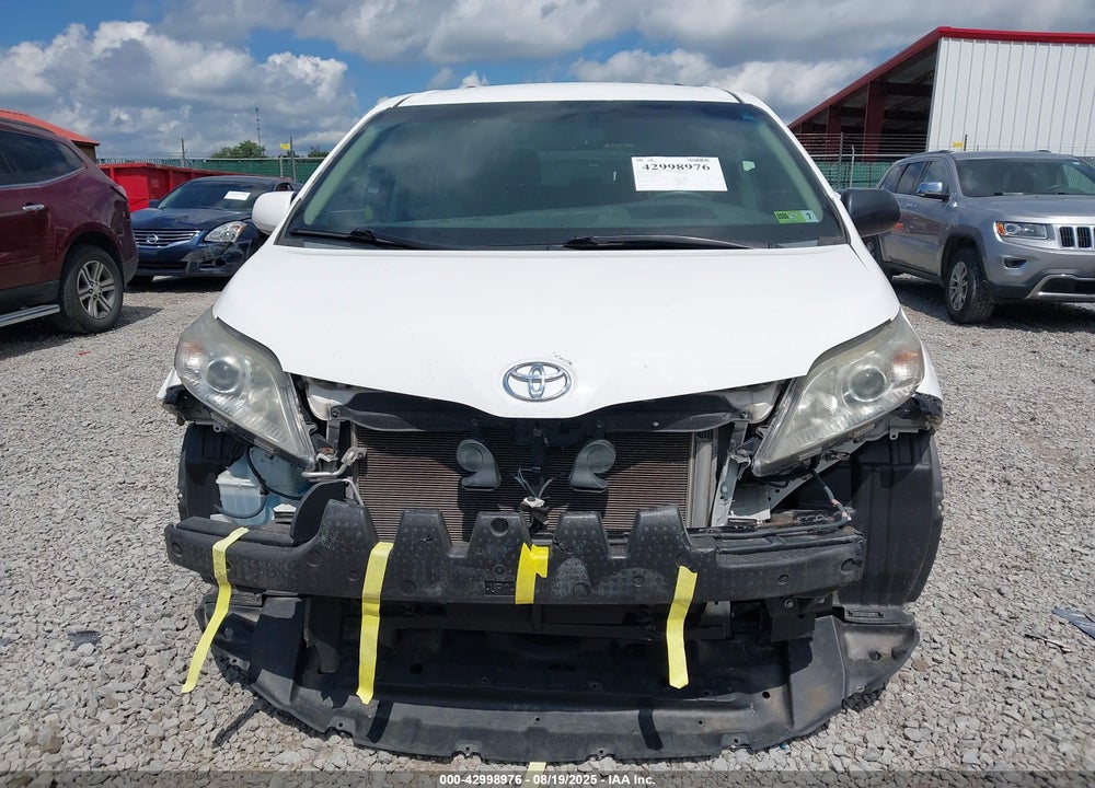 2015 TOYOTA SIENNA LE 7 PASSENGER VIN: 5TDJK3DC7FS125121