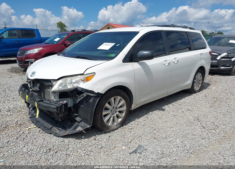 2015 TOYOTA SIENNA LE 7 PASSENGER VIN: 5TDJK3DC7FS125121