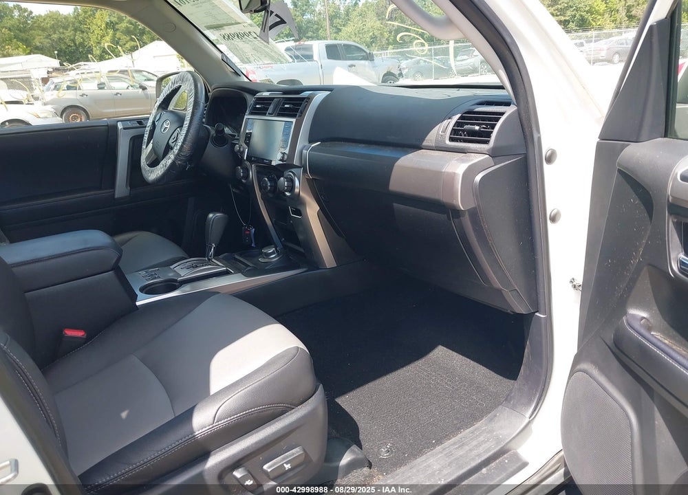 2022 TOYOTA 4RUNNER VIN: JTENU5JR0N6048666