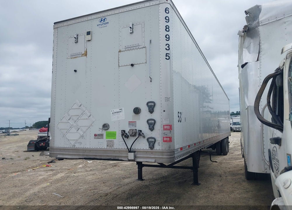 2016 HYUNDAI TRANSLEAD INC --- VIN: 3H3V532C9GT252815