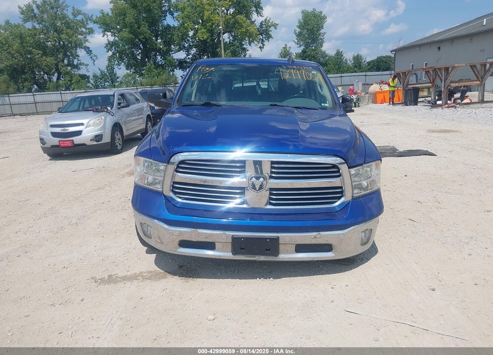 2017 RAM 1500 VIN: 3C6RR7LT2HG533669