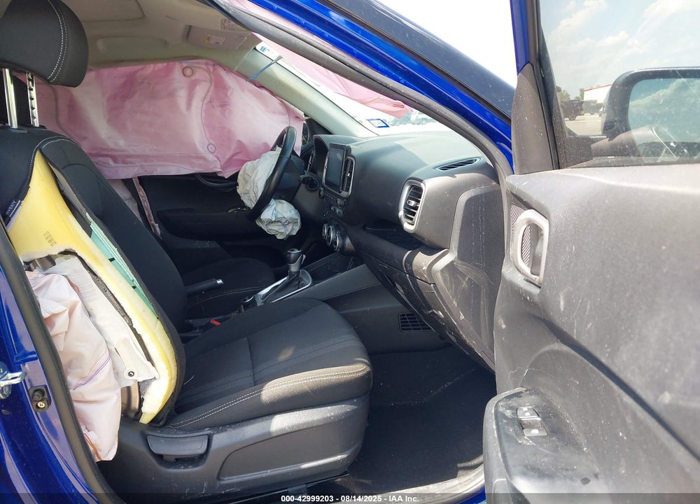 2024 HYUNDAI VENUE SEL VIN: KMHRC8A33RU287115